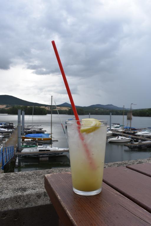 Resort Marina Labe Lovosice Εξωτερικό φωτογραφία